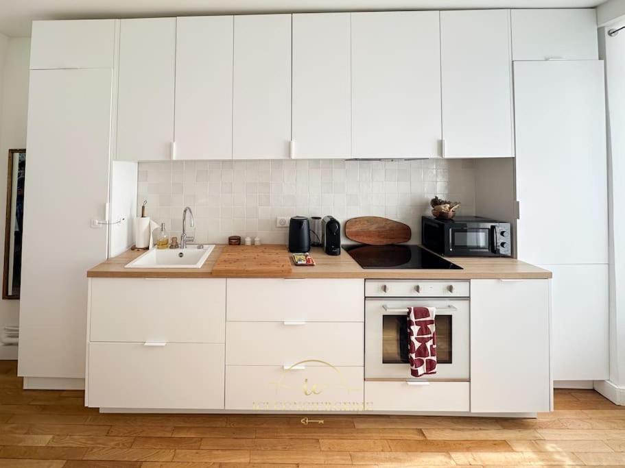 Le Petit Saint Louis Apartman Versailles Kültér fotó